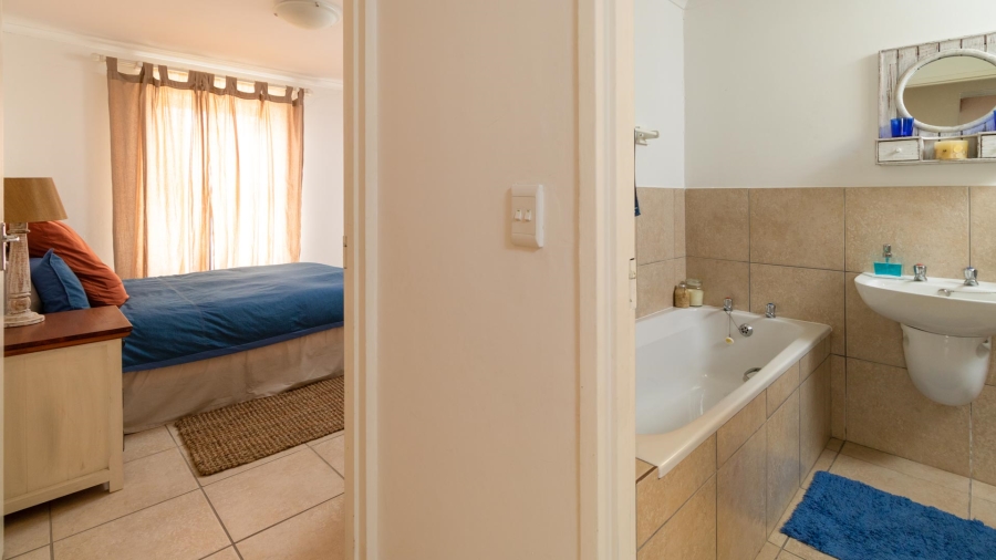 3 Bedroom Property for Sale in Velddrif Western Cape
